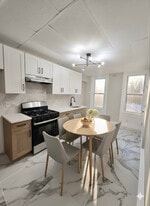 355 8th St in Jersey City, NJ - Building Photo