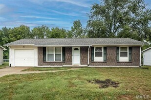 4 Countryside Dr in St. Peters, MO - Building Photo