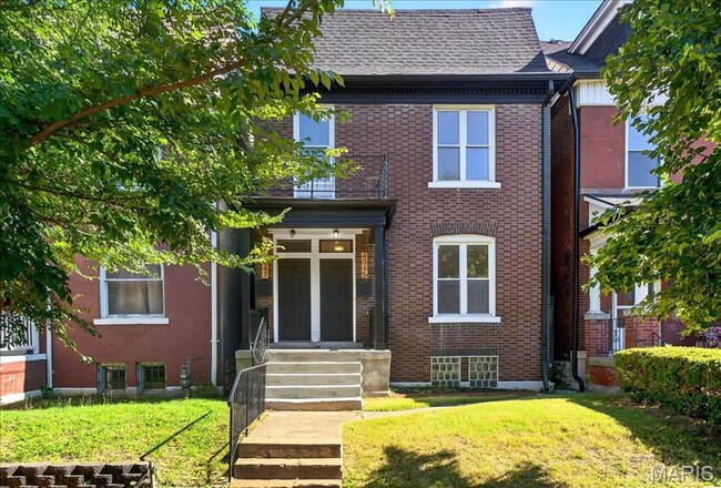 property at 4045 Russell Blvd