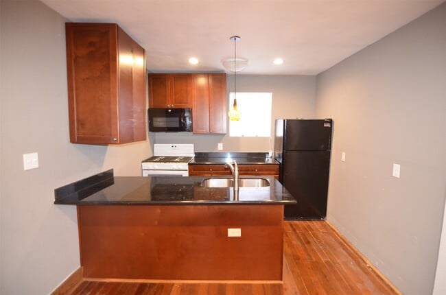 2123 Marion St in Houston, TX - Building Photo - Building Photo