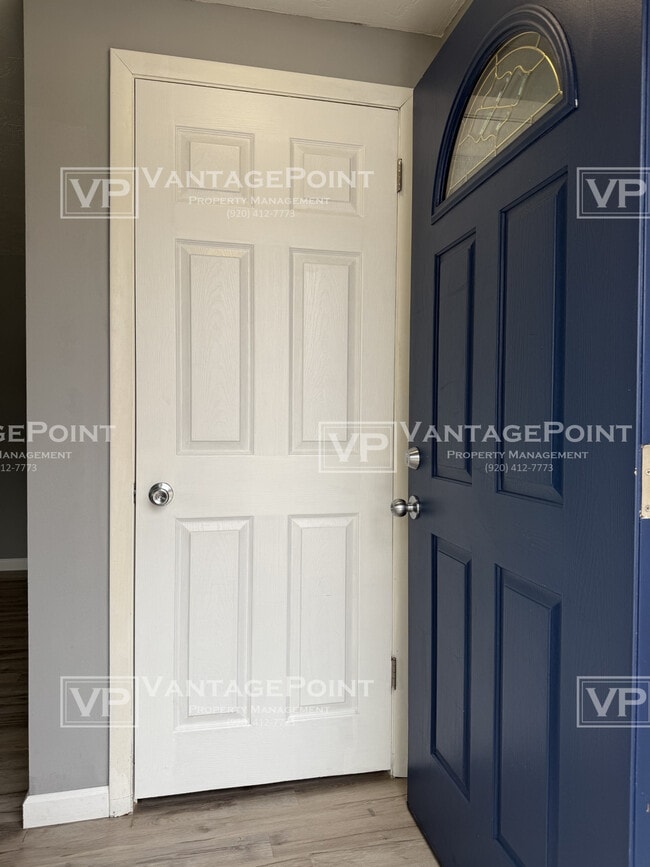 1332 Fatima St in Menasha, WI - Building Photo - Building Photo