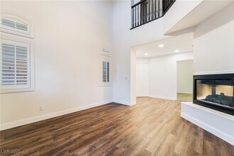 109 Broken Rock Dr in Henderson, NV - Building Photo - Building Photo