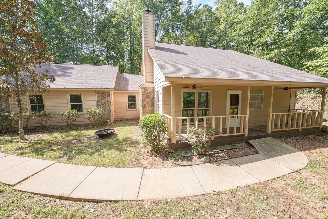 39 W Scotch Dr in Fortson, GA - Building Photo