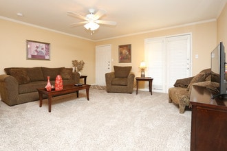 Northwood Luxury Apartments & Corporate Suites in New Braunfels, TX - Foto de edificio - Interior Photo