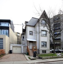 96 Springhurst Ave in Toronto, ON - Building Photo