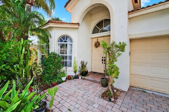 7230 Via Luria in Greenacres, FL - Building Photo - Building Photo