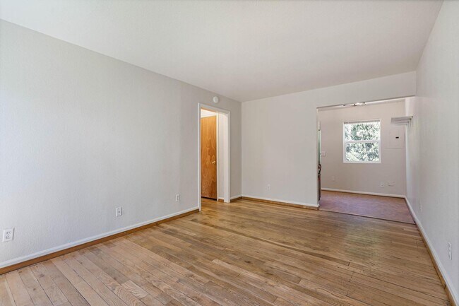 9465-9477 N Mohawk Ave-Unit -9475 in Portland, OR - Building Photo - Building Photo