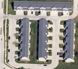 Citadel Crossing and Auburn Hills Townhomes in Columbia, MO - Building Photo - Building Photo