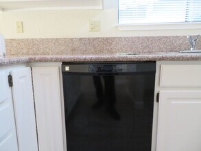 21 Dunslee Way in Scotts Valley, CA - Building Photo - Building Photo