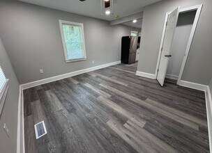 140 N Hunter St in Danville, VA - Building Photo - Building Photo