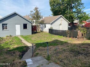 1755 Avenue B in Schenectady, NY - Building Photo - Building Photo