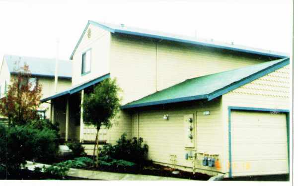 1411-1415 Mission Blvd in Santa Rosa, CA - Building Photo - Building Photo