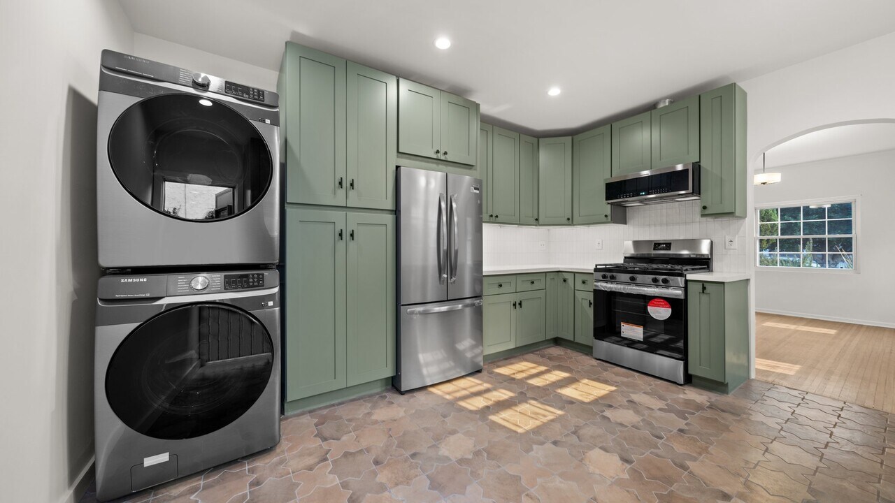 2101 6th Ave in Los Angeles, CA - Building Photo