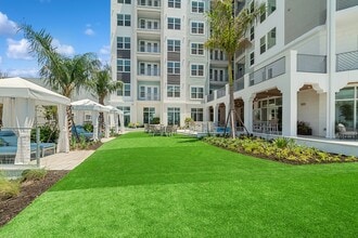 Bainbridge Bayview in Clearwater, FL - Foto de edificio - Building Photo