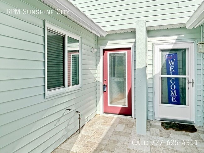 property at 9438 Tara Cay Ct