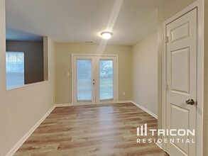 13600 Ayrshire Cir in Camby, IN - Building Photo - Building Photo