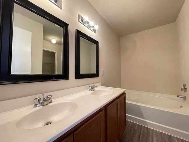 property at 10508 Park City tr