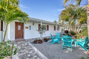 319 Dorset Dr in Cocoa Beach, FL - Building Photo