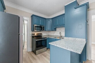 703 Hamilton Ave in Colonial Heights, VA - Building Photo - Building Photo