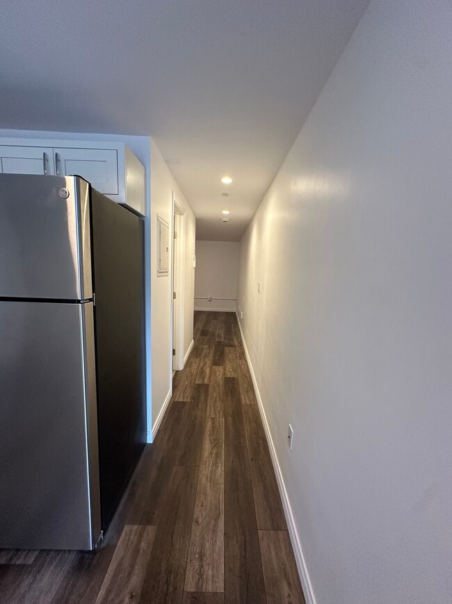 6108 Carmen Pl in Los Angeles, CA - Building Photo - Building Photo