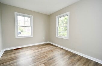 310 Mason Ave in Peterborough, ON - Building Photo - Building Photo