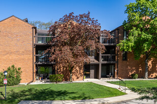 The Cloisters Apartamentos