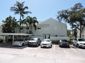 6239 Riverwalk Ln in Jupiter, FL - Building Photo