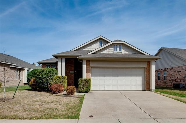 10860 Hawks Landing Rd in Haslet, TX - Building Photo