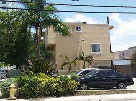 5307 NW 7th St Apartamentos