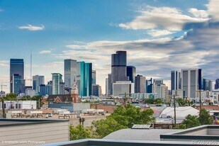3016 Blake St in Denver, CO - Building Photo