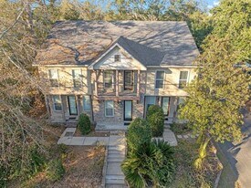 382 E Bradford Rd in Tallahassee, FL - Building Photo