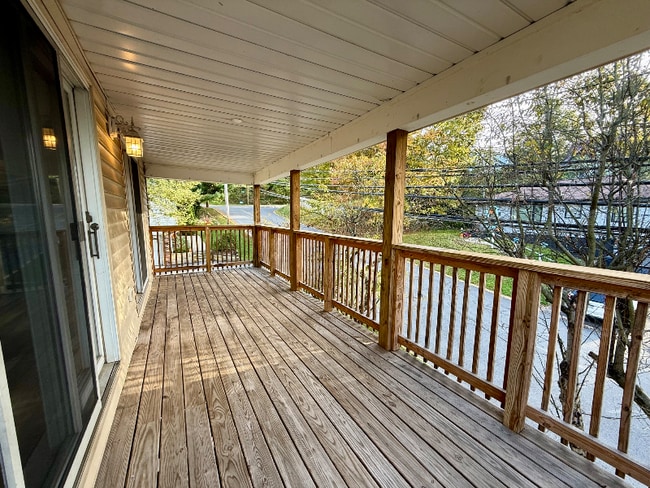 801 Grand St in Morgantown, WV - Building Photo - Building Photo