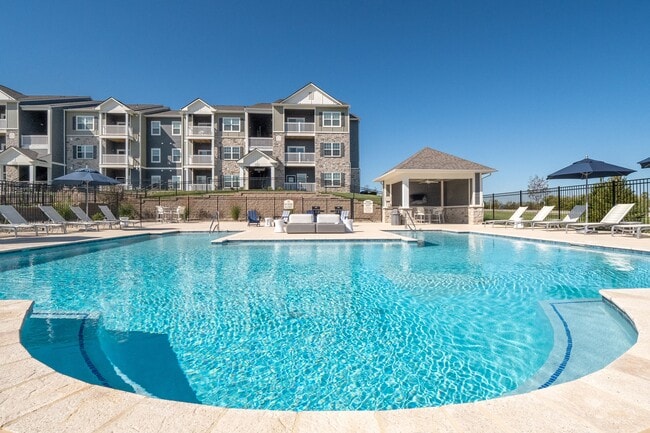 Aventura at Hawk Ridge