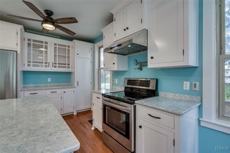 25 Garden Rd in Philadelphia, NY - Building Photo - Building Photo