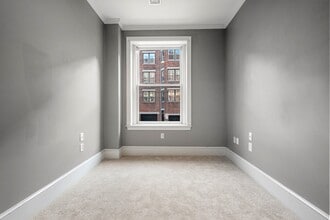 402 Marlborough St in Boston, MA - Foto de edificio - Building Photo