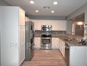 275 W Santa Gertrudis Trail in San Tan Valley, AZ - Building Photo - Building Photo