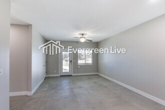 208 Northern Ct in Mulvane, KS - Building Photo - Building Photo