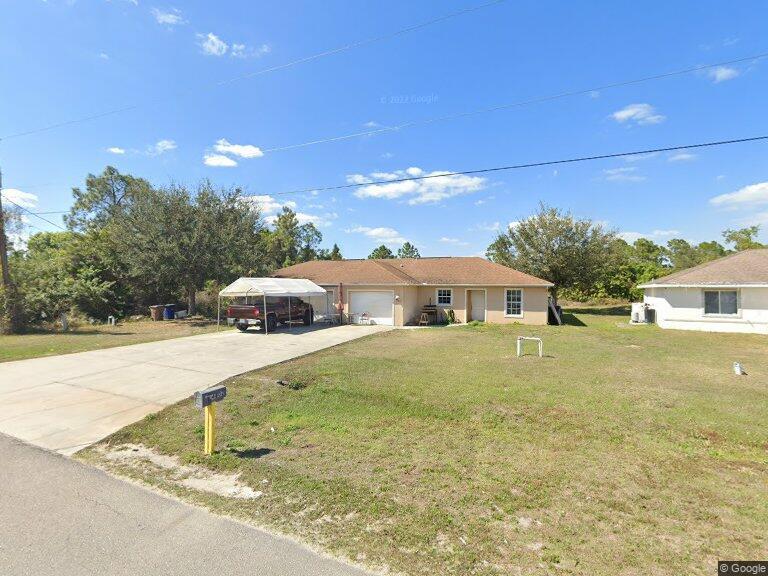 4802 Golfview Blvd in Lehigh Acres, FL - Building Photo