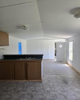 4915 US-80 in Selma, AL - Building Photo