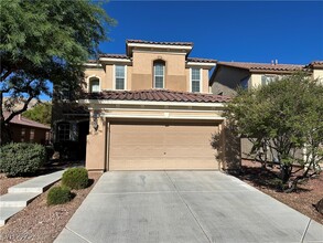 5981 Honeysuckle Ridge St in Las Vegas, NV - Building Photo - Building Photo