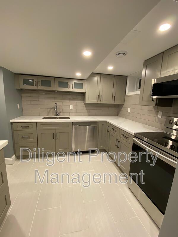 property at 369 Applegrove Ave