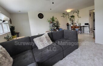 505 Corinthian Ave in Essington, PA - Building Photo - Building Photo