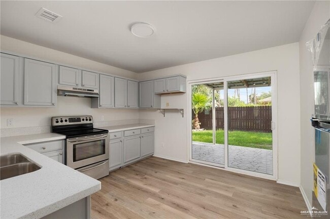 12 San Esteban St in Mission, TX - Building Photo - Building Photo