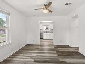 8917 Apricot St in New Orleans, LA - Building Photo - Building Photo