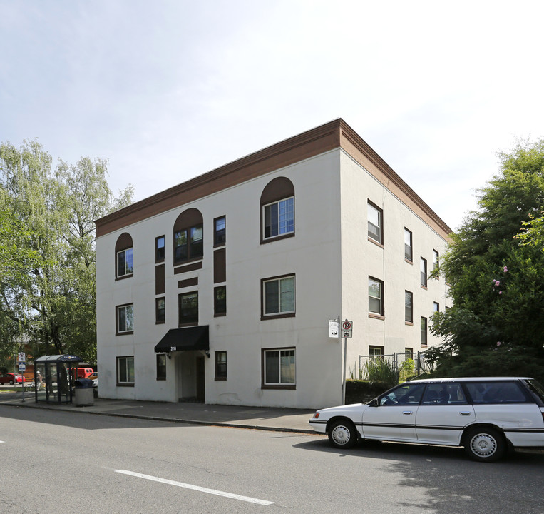 Ladd's Addition Apartments in Portland, OR - Building Photo