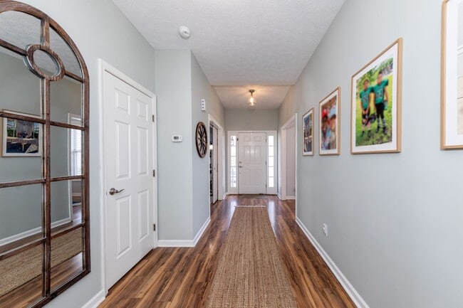 4724 Regents Park in Williamsburg, VA - Building Photo - Building Photo