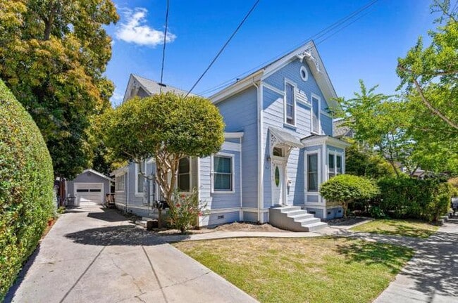 514 Washington St, Unit A