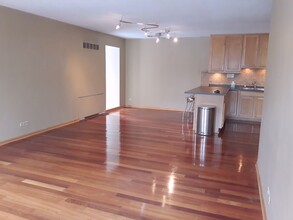 19 S 1st St, Unit B507 in Minneapolis, MN - Building Photo - Building Photo