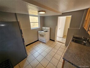 400 S Hazel Ct in Denver, CO - Building Photo - Building Photo