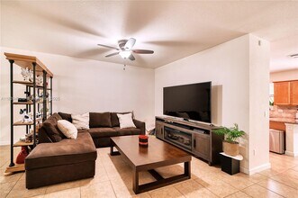 3962 Devenshire Ct in Coconut Creek, FL - Building Photo - Building Photo
